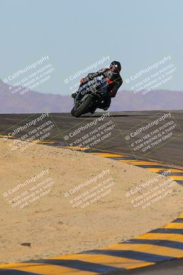 media/Dec-18-2022-SoCal Trackdays (Sun) [[8099a50955]]/Turns 9 and 10 Set 2 (1055am)/